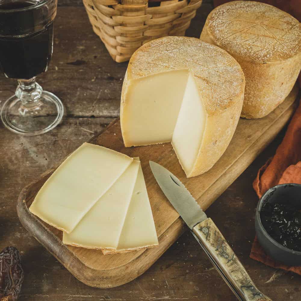Tommette De Brebis Au Lait Cru