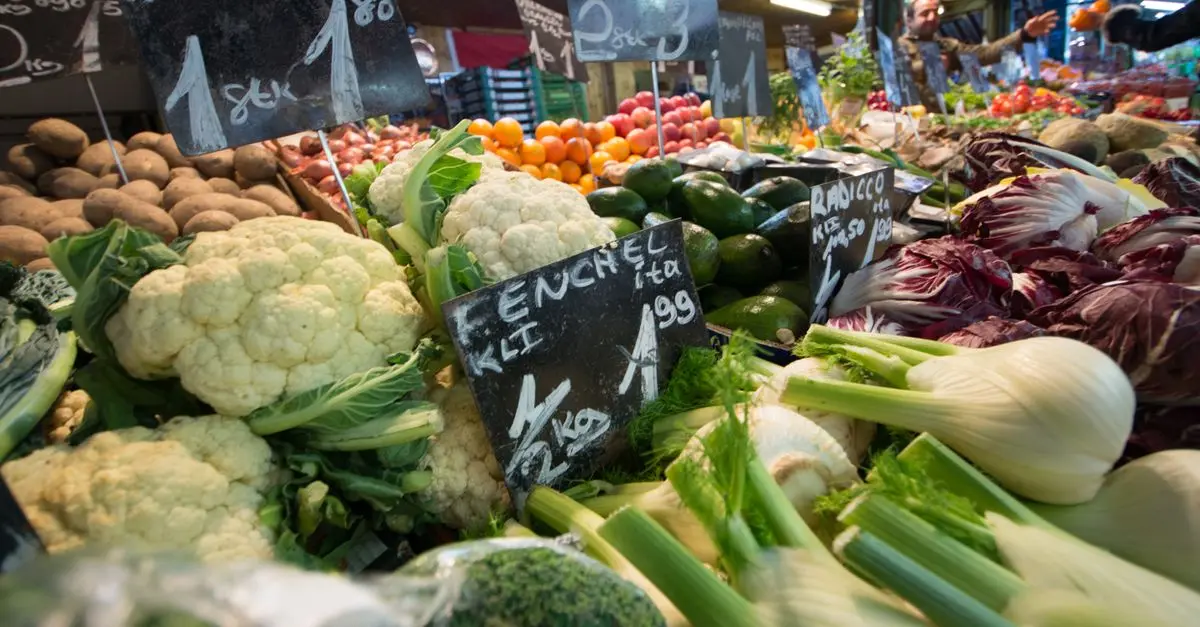 Guide de l'Achat d'Aliments Frais et Locaux pour un Régime Paléo