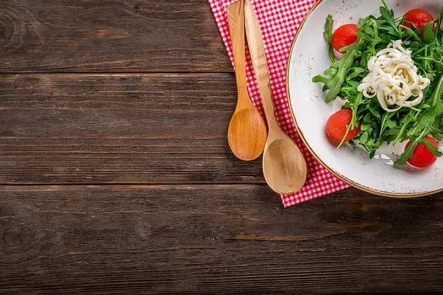 10 Recettes Paléo Savoureuses et Faciles à Préparer
