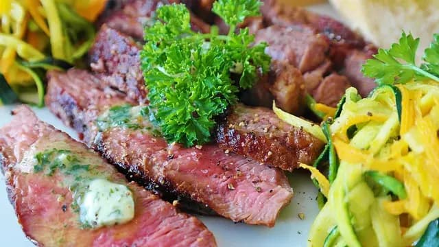 Comment Réussir un Équilibre Nutritionnel en Cuisine Paléo