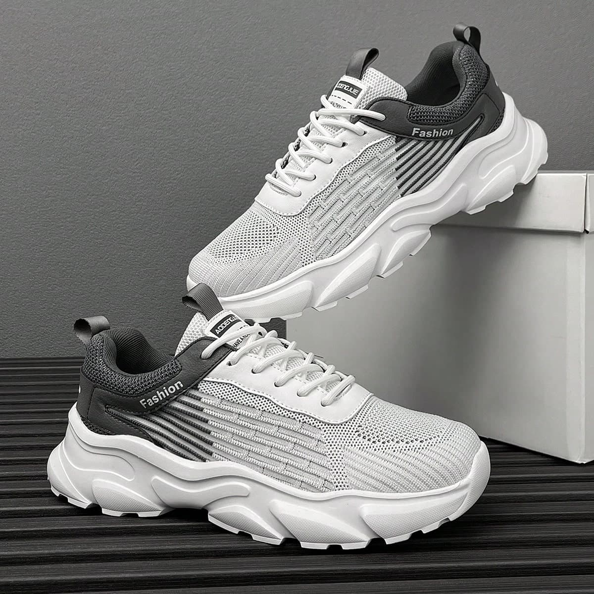 Chaussures de course légères pour hommes, classiques, à la mode, en maille tricotée respirante, avec design de laçage imprimé de lettres